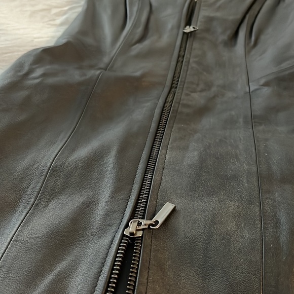 Super sexy leather zip in front dress - Picture 3 of 4